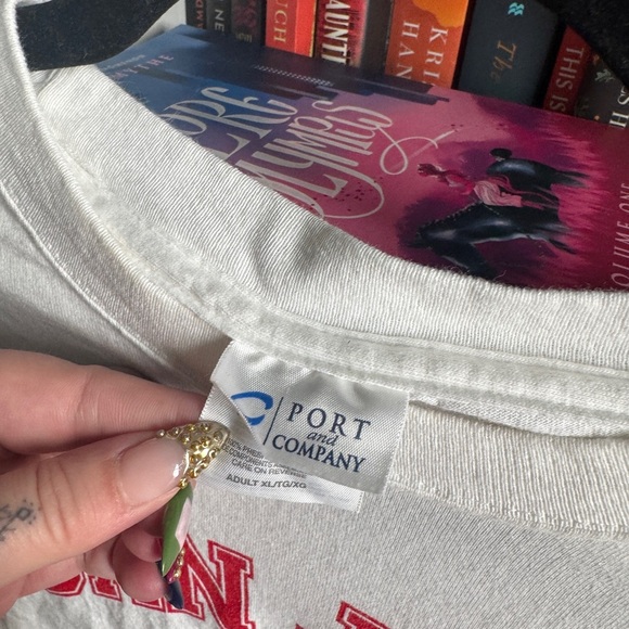 San Juan Spartans Alumni graphic retro vintage White T-Shirt tee shirt crop top - Picture 3 of 4